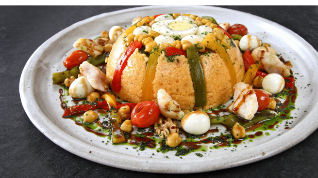Receita com legumes e verduras, do delicioso cuscuz paulista.