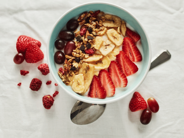 Café da manhã saudável e com muitos nutrientes 