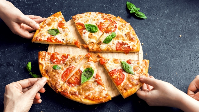 Diminua a quantidade de alimentos não saudáveis que são consumidos durante a semana.