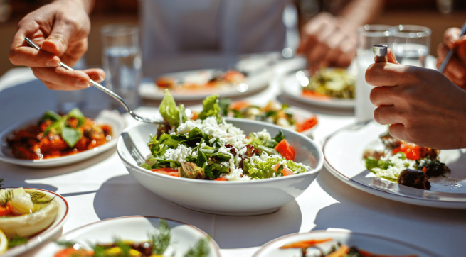 A dieta pode se referir as refeições diárias e alimentos ingeridos.